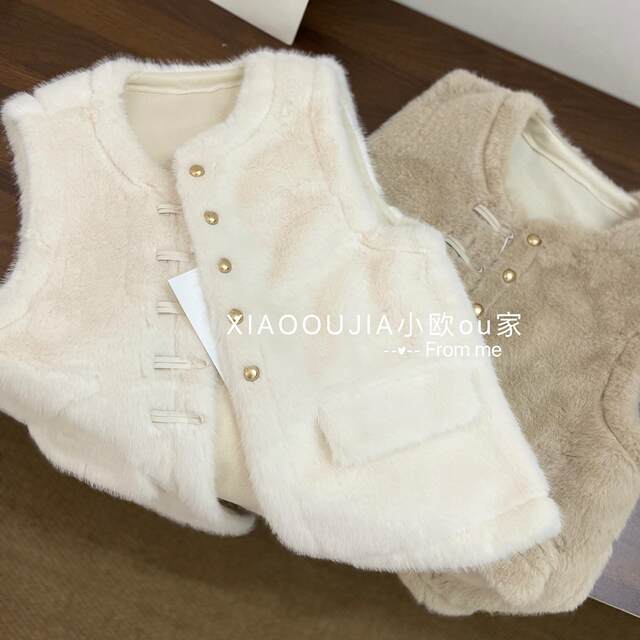 Chinese style vest for women in winter imitation fur Chinese style short fur integrated horse clip top winter fur shoulder