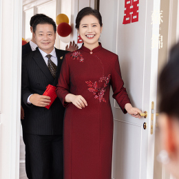 ( Xuanning) mom wedding dress Shemama dress 2023 autumn winter new improved cheongsam noble atmosphere