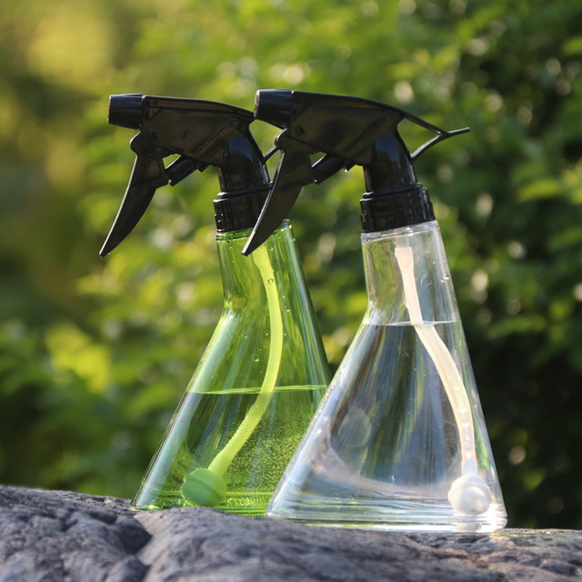 Gardening supplies gravity ball watering small watering kettle alcohol cleaning and disinfection extension pole watering kettle household watering pressure