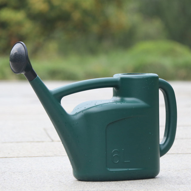 Thickened large diameter sprinkler kettle large flower watering kettle household plastic watering kettle long mouth flower sprinkler kettle gardening vegetable watering kettle