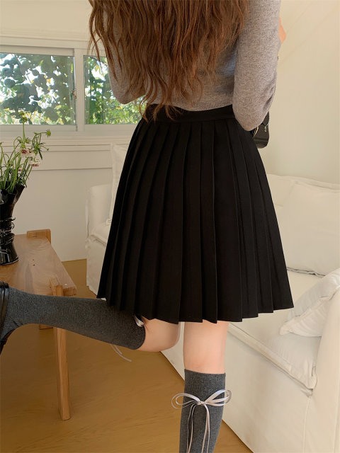 Black Large Size Retro Pleated Skirt Women's Large Size High Waist Mid Skirt 2024 Summer New Korean Style College Style Skirt