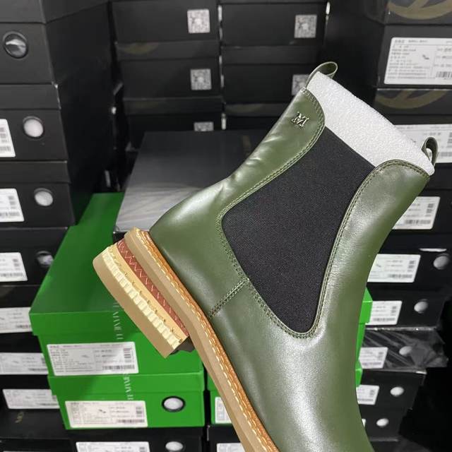 
American designer buyer high luxury brand cowhide British style flat bottom round toe versatile pipe boots 4009 green and black