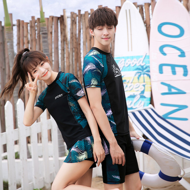 New professional couple swimsuits for women's skirt boxer pants two-piece sets for men's five-quarter pants split large size sun protection hot spring