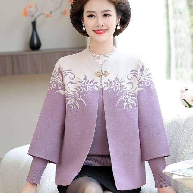 Fashionable mother dress sweater jacket spring and autumn fashion knitted cardigan middle-aged and elderly women autumn and winter base shirt two-piece set