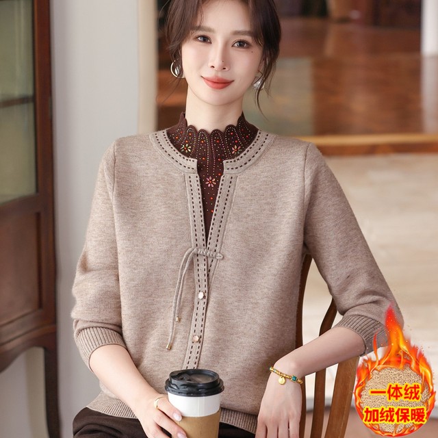 Grandma's wedding clothes, mother's clothing, winter velvet thickened sweater, fashionable middle-aged and elderly women's fake two-piece bottoming shirt