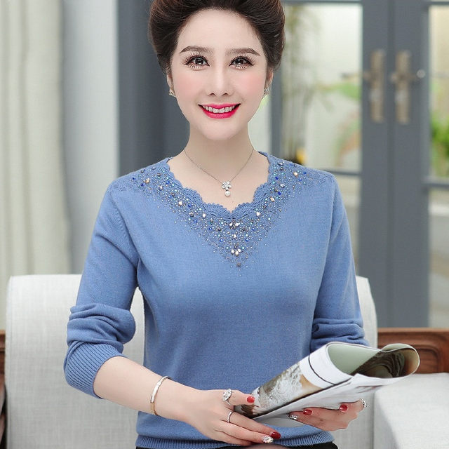 This Nunn Nian Mom pretend to be a red sweater female spring and autumn new middle -aged large size bottoming shirt, foreign western, middle -aged and elderly wool sweater
