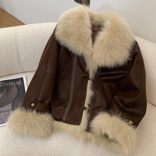 Hot cocoa in winter! Fox fur collar white gooseberry liner 2025 new suede parka fur coat for women