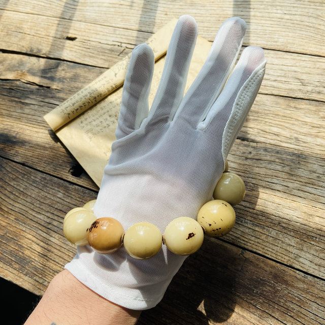 Ice silk breathable disc string play gloves suede deerskin polished dirt-removing patina hanging porcelain red sandalwood phoenix eye bodhi universal