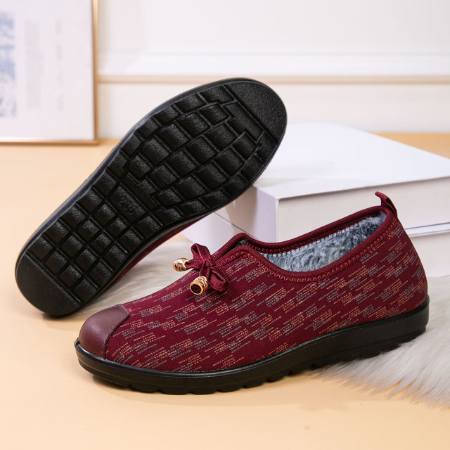 Old grandma cotton shoes Middle -aged and elderly mother snow boots female old Beijing elderly shoes winter flagship store old lady plus velvet shoes
