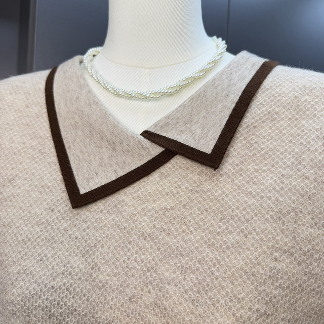 
Middle-aged mother wears autumn lapel sweater for women long-sleeved tops for middle-aged and elderly clothes loose thin bottoming shirt