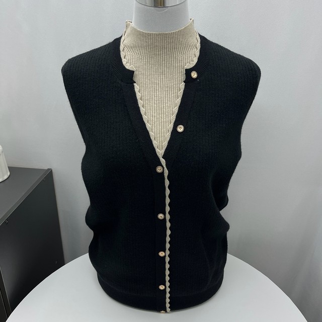 Half turtleneck plus velvet thickening mom sweater women's loose fake two-piece middle-aged and elderly women's warm all-in-one velvet bottoming shirt