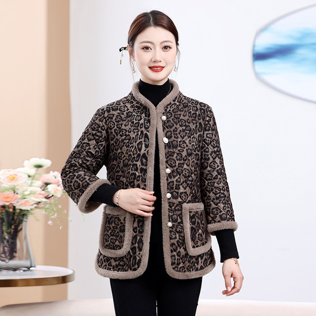 
Mom's autumn and winter velvet thickened cotton clothes for middle-aged and elderly people, medium-sleeved vests, warm cotton coats, new home cotton jackets