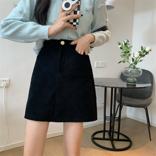American retro corduroy skirt for women with autumn and winter large size design niche hip skirt for slim A-line short skirt