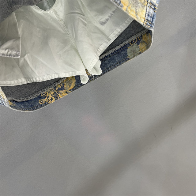 Retro flower printed denim skirt for women 2025 summer new versatile high-waisted slim A-line hip skirt