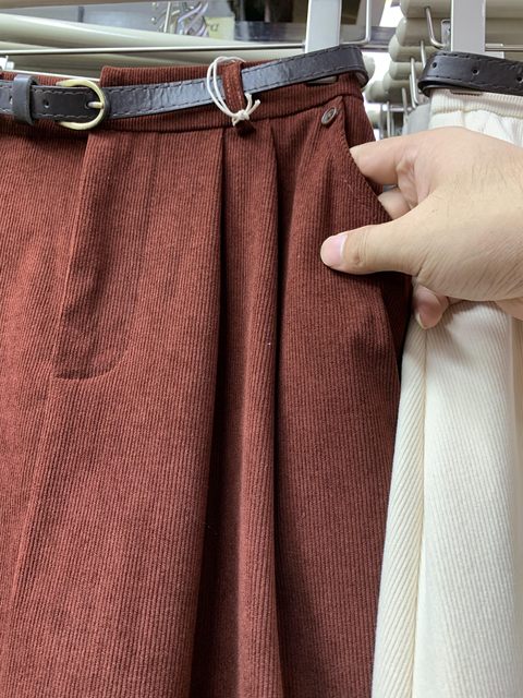 2023 autumn new retro versatile wick velvet draped skirt button decoration casual a-line umbrella skirt
