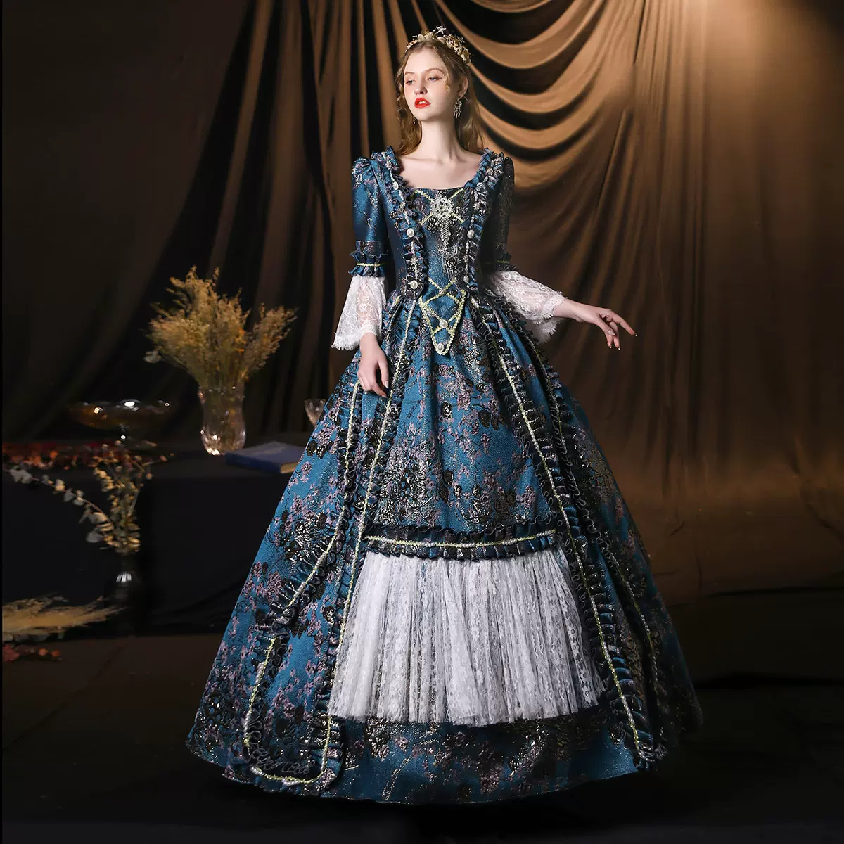 欧洲贵族凡尔赛中世纪华丽梦幻油画少女宫廷风连衣裙西洋提花法式