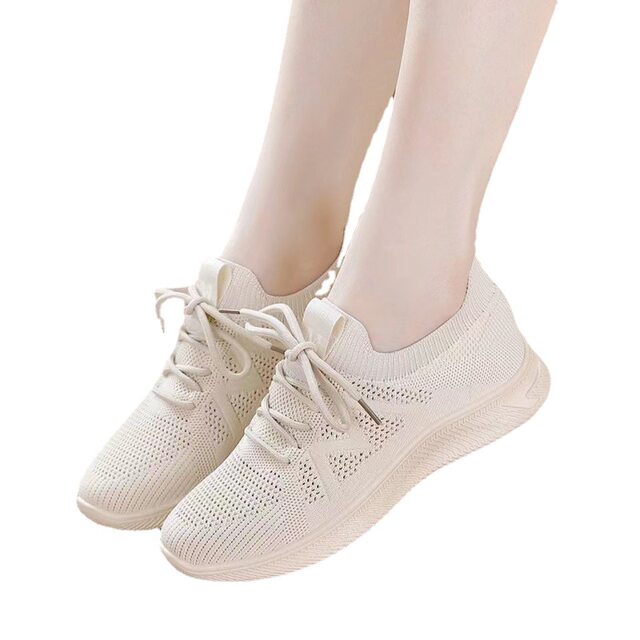 2025 spring and summer mesh breathable sports shoes Korean style middle school students white shoes women's soft sole running and travel shoes