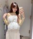 Very upright! LB+ is coquettish and beautiful! Fairy-like, sweet bouquet of tulle and tulle top