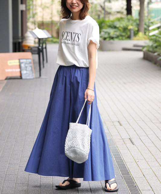 JS re1ume hot style, light and elegant posture, versatile and practical wear, trouser midi skirt