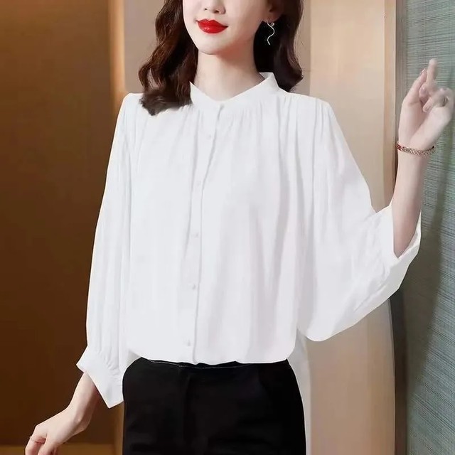 220Jin [Jin equals 0.5 kg] Large size women's mother's red chiffon shirt with a quarter-sleeved shirt with a fashionable age-reducing shirt covering the belly