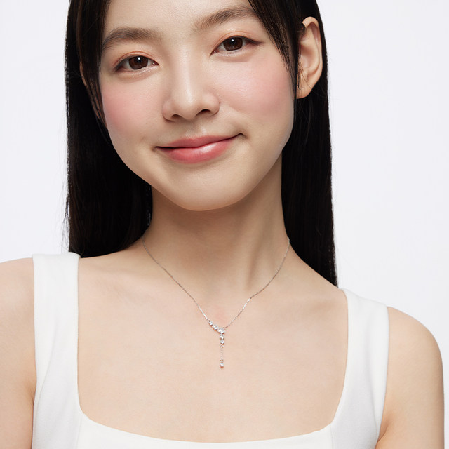 Katiro Gorgeous Star Necklace Women's S925 Silver Light luxury niche design Clasia bone chain accessories birthday gift
