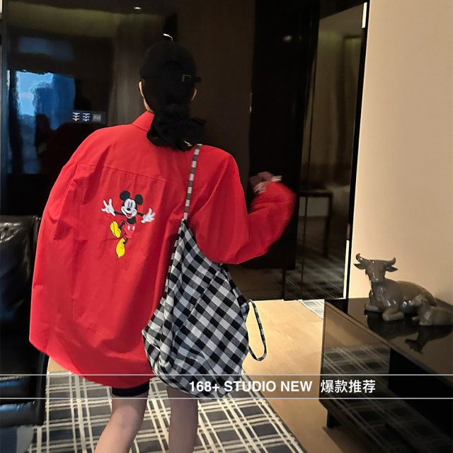 Cartoon Mickey printed stand-up collar shirt for women in 2025 new loose large top design niche covers butt
