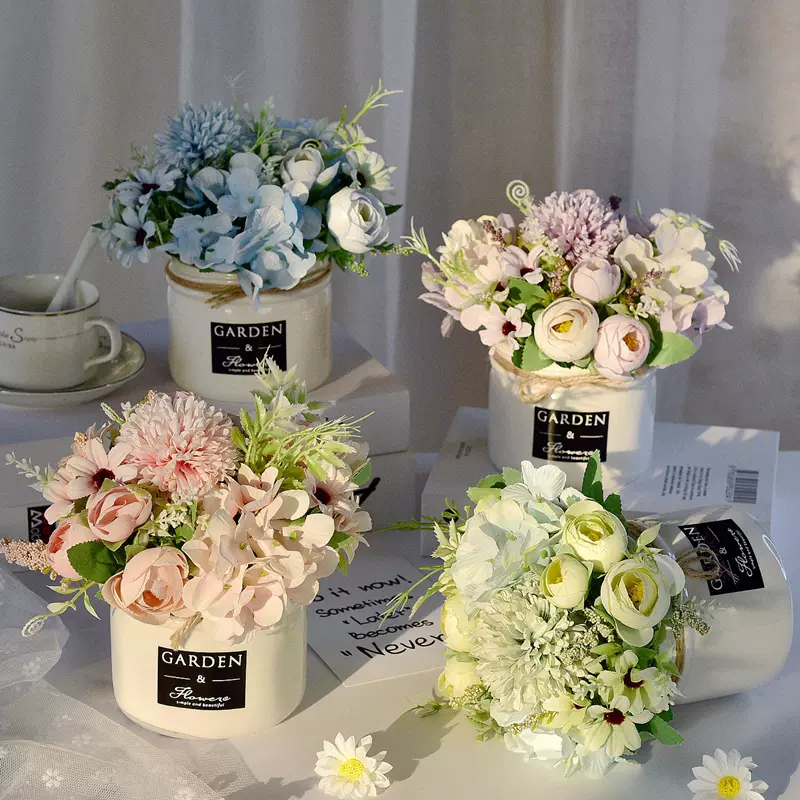 卧室装饰餐桌的花放在适合上的仿真花摆设客厅冰箱摆