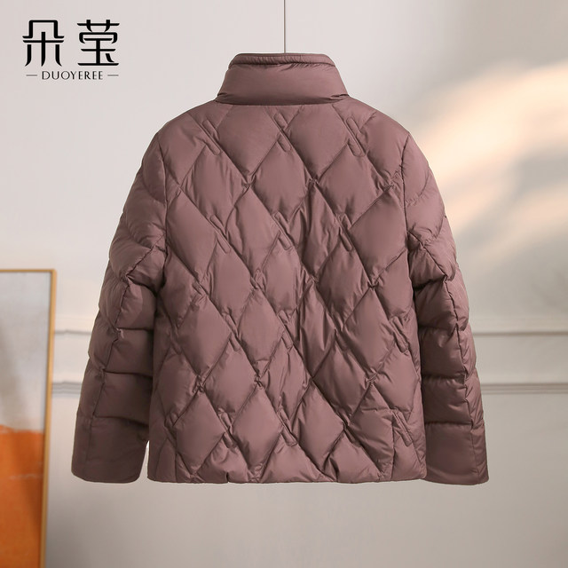 Western style mom winter high-end stand-up collar down jacket 2025 winter new style middle-aged women middle-aged and elderly warm thick coat
