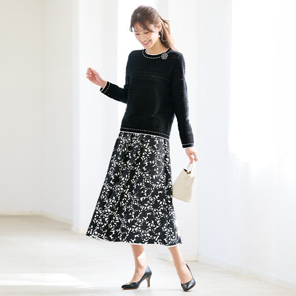 2025 spring and summer Japanese purchasing jacquard fabric surface concave and convex shadow floral pattern flared skirt with large size
