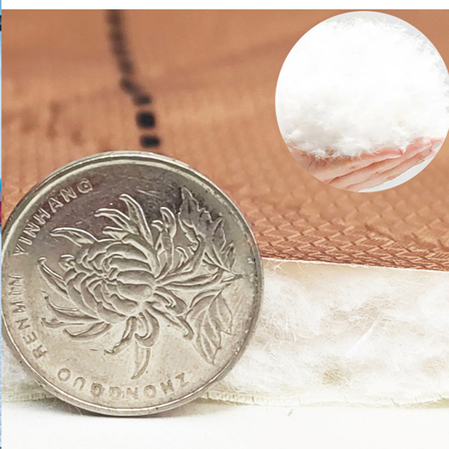 Side-opening cotton door curtain to keep warm and windproof in winter, thickened household air conditioning partition curtain, magnetic suction windproof and warm, to prevent cold in winter