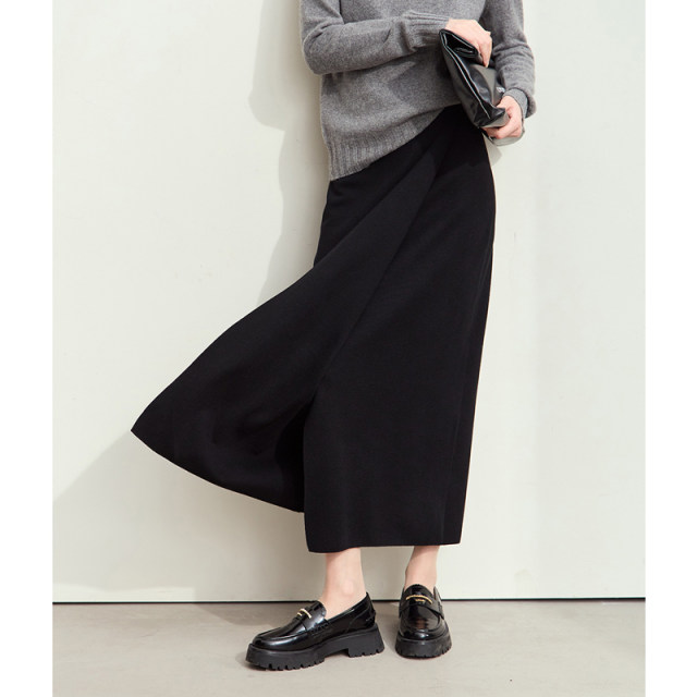 AMII2024 winter commute, elegant versatile rubber band waist, skirt women's knitted skirt straight skirt
