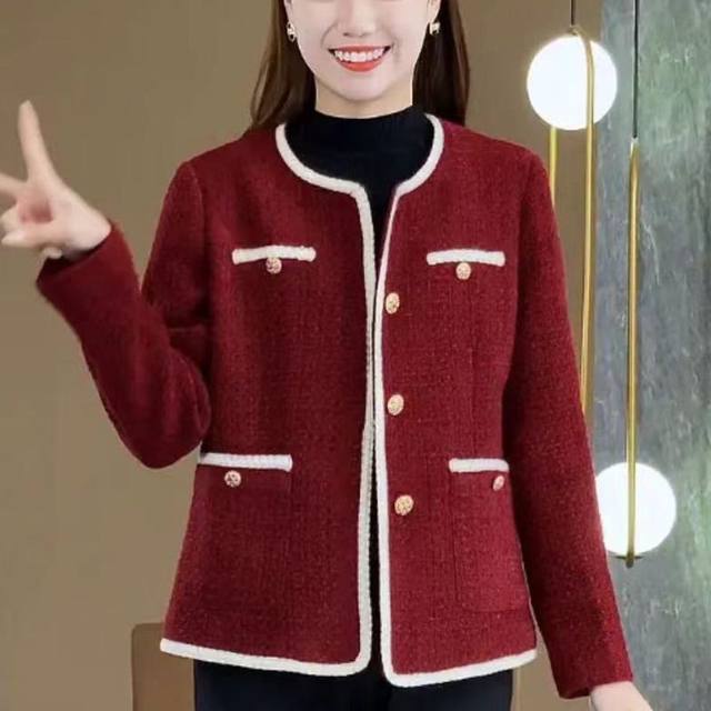 High-end mother's fashion age-reducing small fragrance style jacket for spring new middle-aged women's French small suit top