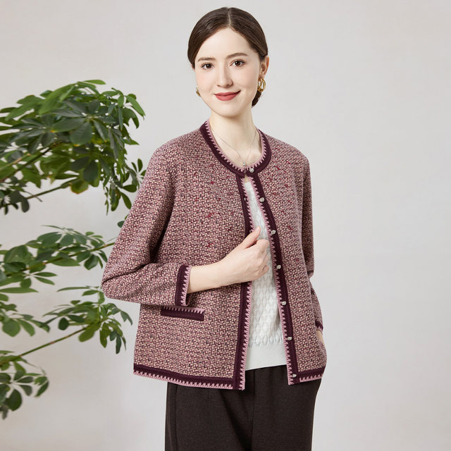 
Appreciating the years, knitted cardigans for middle-aged and elderly mothers, new autumn and winter tops, loose large size mothers' clothes