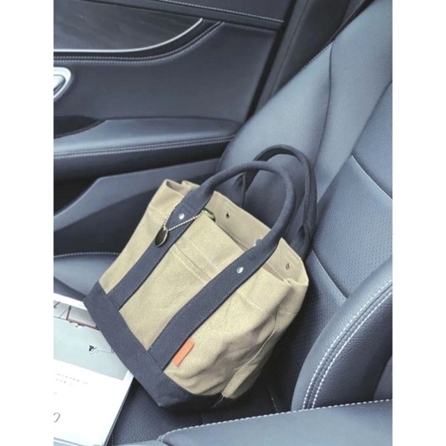 Japanese mommy bag mother baby goes out to small and lights to hold high -end canvas crossbody multi -compartments todot bag Japan
