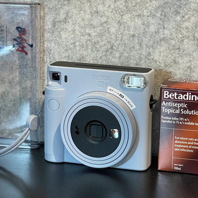 Fuji sq1 Polaroid One-time imaging Adapted square photo paper Overseas version