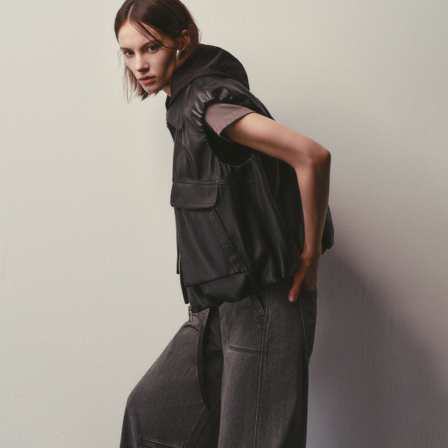 ONLY2025 autumn and winter new style sweet and cool flower bud hem work style pockets casual loose silhouette PU vest for women