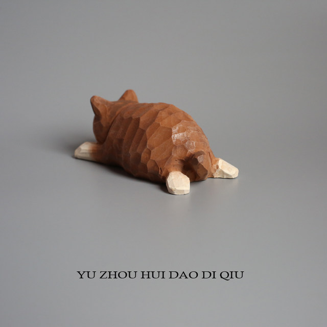 When I’m bored, I pose with a lying Akita dog! Handmade wood carving ornaments, birthday gifts for couples and friends