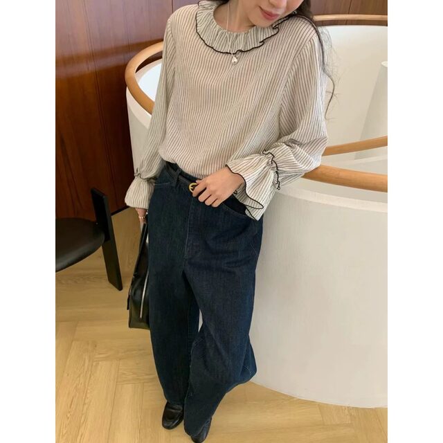 2024 autumn sweet wood ears contrasting black flared sleeves loose striped shirt for women