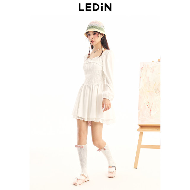 Leducho spring new playful square collar dress shows thin skirt C1FAE1523
