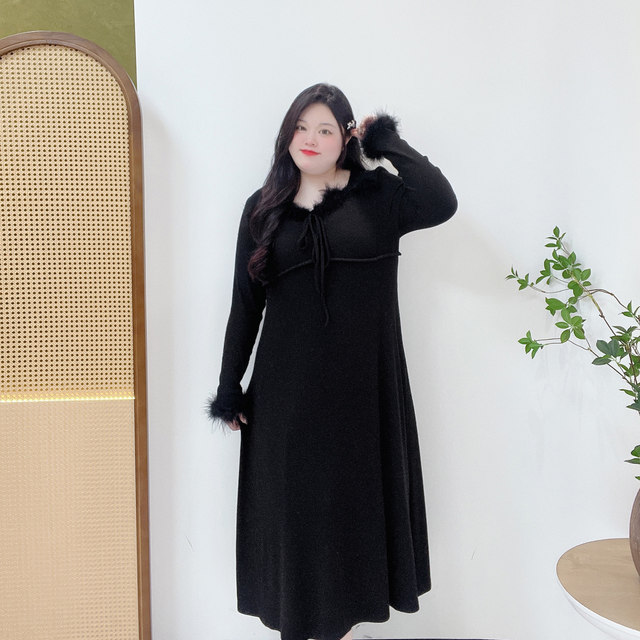 2025 new fat Yingying plus size women's sexy pure lust style black retro feather drape inner dress