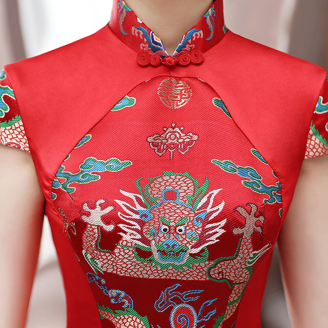 Red Dragon Robe Stage Walking Cheongsam Performance Service 2024 New high -end high -end atmosphere retro thin fishtail dress

