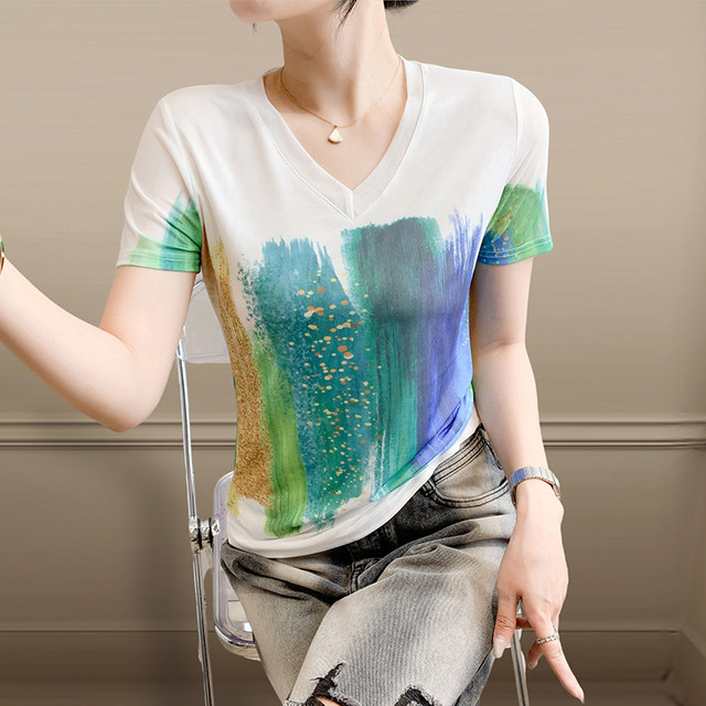 
White V-neck Short-sleeved T-shirt for women 2025 summer new European tie-dye printed mesh tops to make them look slim and fashionable