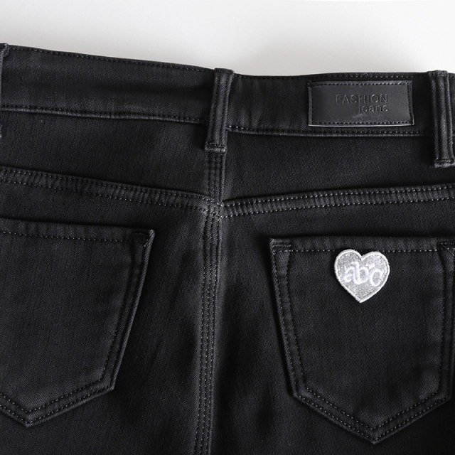 Embroidered black jeans women's tiny feet pants 2025 spring and summer new high-waisted slimming tight stretch pencil pants