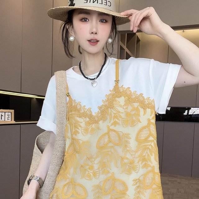 Short-sleeved dress for women 2025 summer new lace hook-up t-shirt skirt round neck skirt