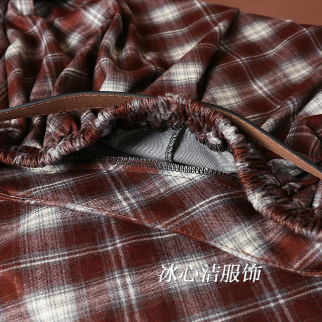 Retro pocket plaid skirt for women 2025 spring and autumn new small high-waisted slim skirt for women