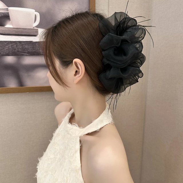 Cloud Bubble Mesh Clip Women's 2025 New High-end Large Feather Shark Clip Headdress Hair Clip Flower