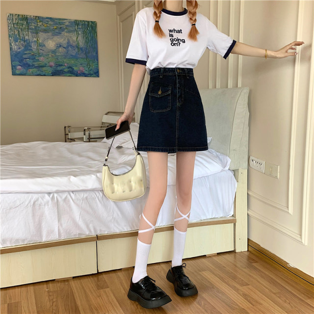 Niche design high -waisted denim skirt female summer 2022 new large size, thin A -line skirt bag hip skirt
