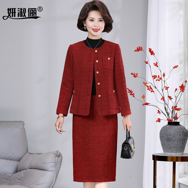 Mom's spring and autumn clothes fashionable top for women 2025 new noble suit middle-aged and elderly wedding clothes red small fragrance jacket