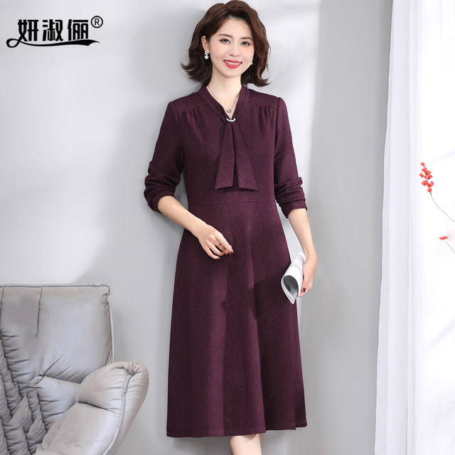 
2025 new high-end dress, feminine, light and luxurious, 50-year-old mother autumn and winter wool noble wedding dress