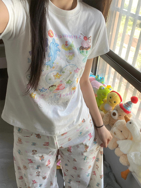 Colorful cartoon doodle print shoulder T-shirt for women in summer casual versatile slim small cotton short-sleeved top